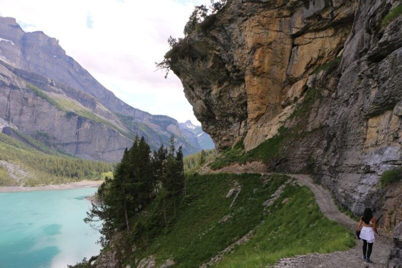 Interlaken: Private Hiking Tour Oeschinen Lake & Blue Lake - FAQs