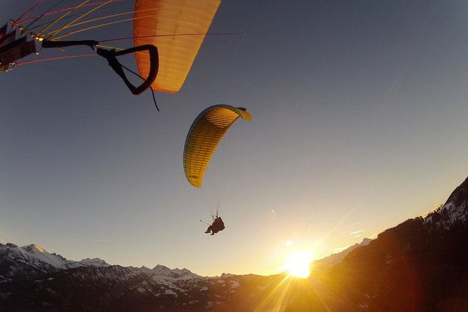 interlaken-tandem-paragliding-high-flight-switzerland