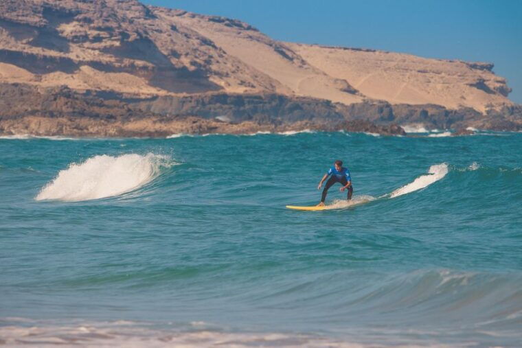 intermediate-advenced-surf-course-in-fuerteventuras-south
