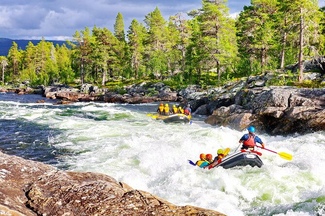 intermediate-difficulty-level-rafting-experience-in-dagali-2