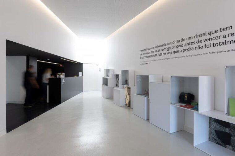 interpretation-centre-of-romanesque-sculpture-guided-tour