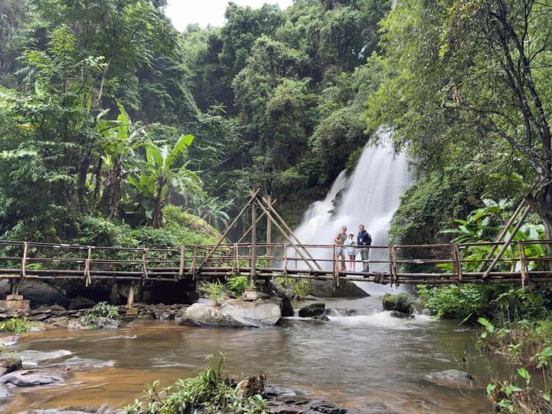 Inthanon national park, Trekking and Sightseeing in one day. - Key Points