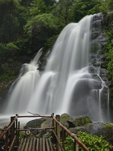 inthanon-national-park-trekking-and-sightseeing-in-one-day