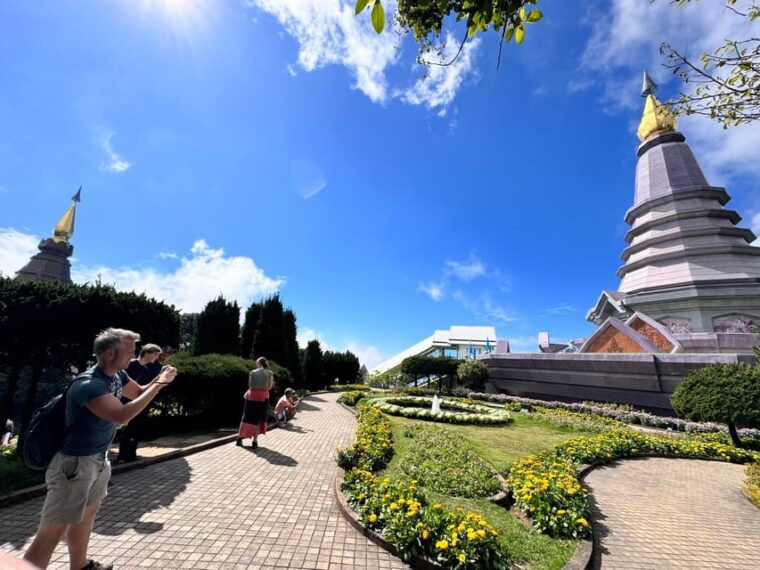 inthanon-national-park-trekking-and-sightseeing-in-one-day