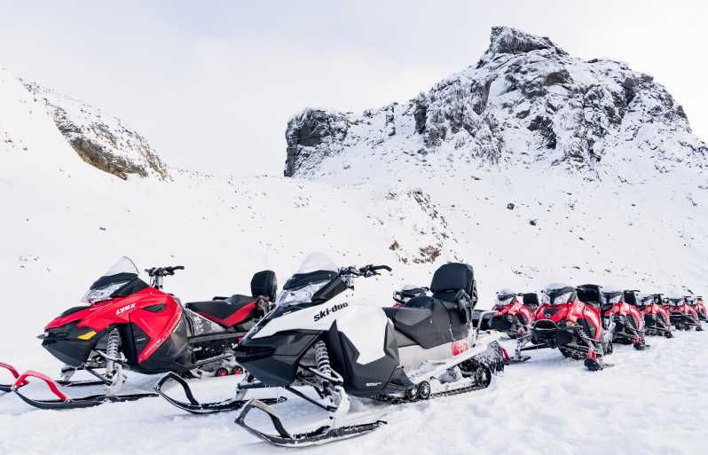 into-the-glacier-snowmobile-langjokull-ice-tunnel-combo