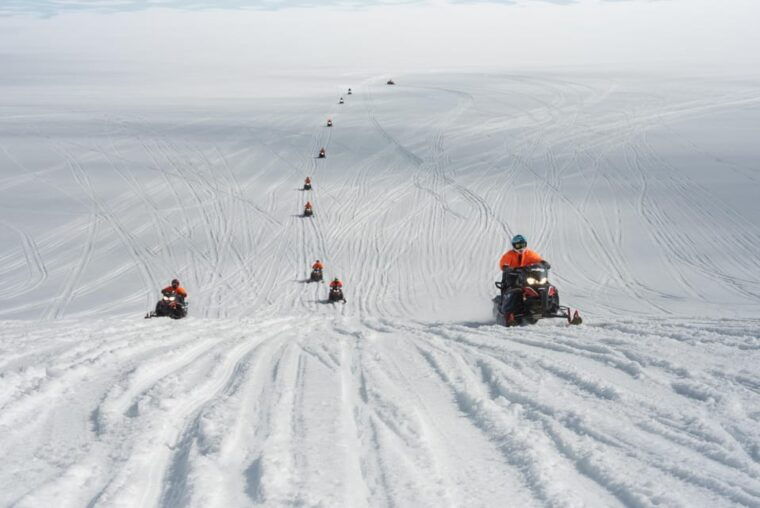 into-the-glacier-snowmobile-langjokull-ice-tunnel-combo