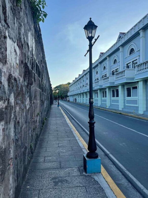 intramuros-travel-back-in-1800-manila-philippines