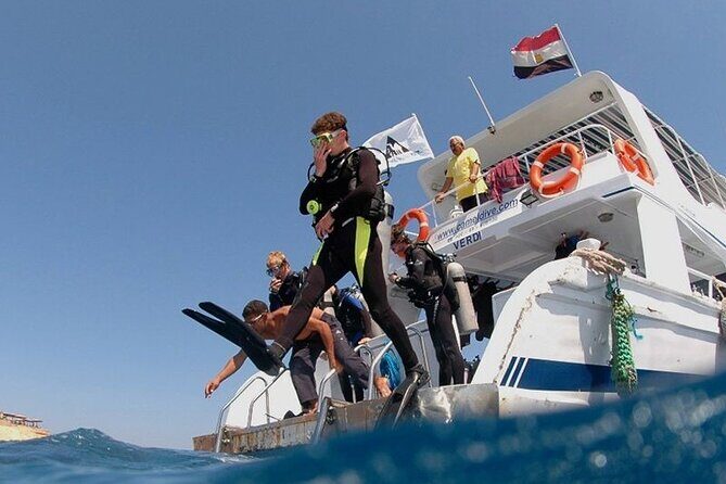 Intro and Professional Scuba Diving Cruise with Lunch in Hurghada - Practical Details and Tips