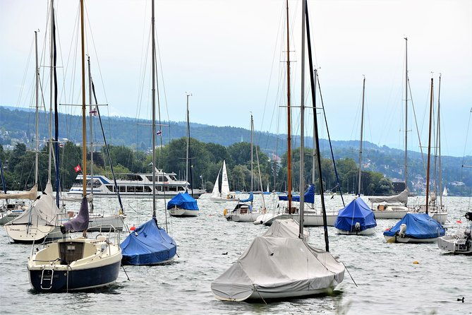 introductory-walking-tour-of-zurich-including-a-90-min-lake-cruise