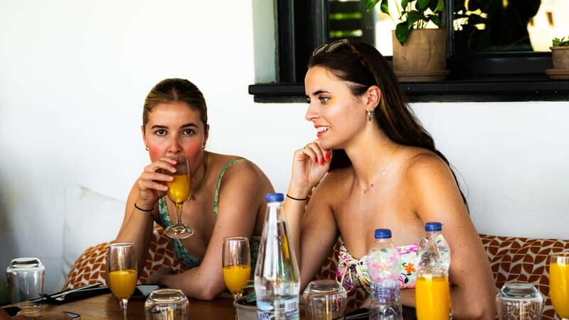 Ios: Bottomless Brunch at Nio Fusion with Mimosas - Key Points
