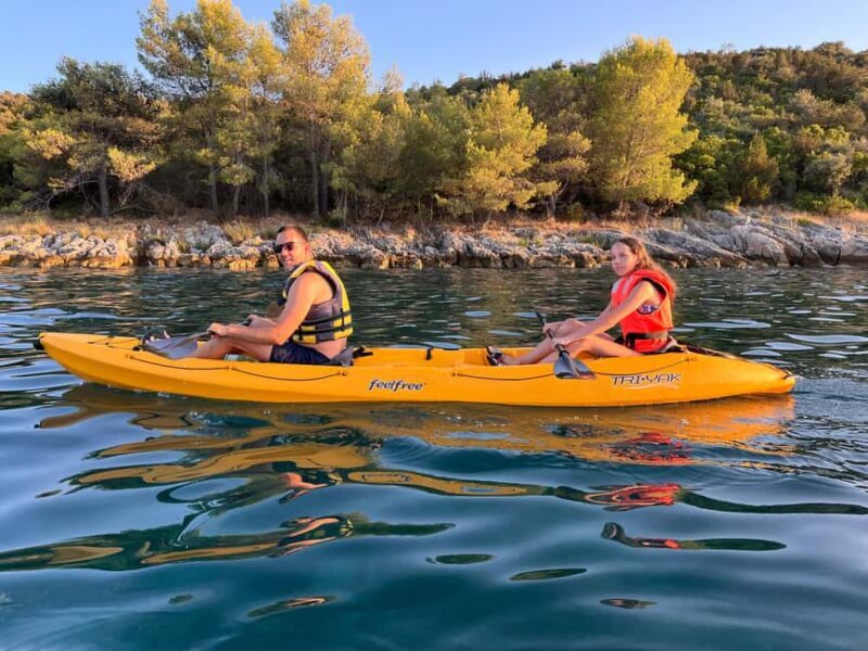 iovo Island: Sunset Kayak Tour with Wine - FAQ