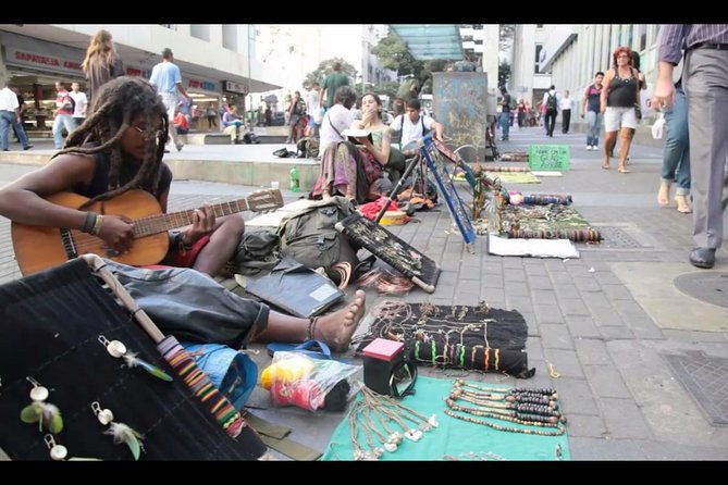 ipanema-hippie-fair-guided-tour-with-hotel-pick-up-and-drop-off