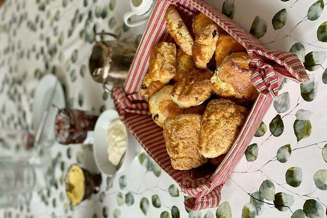 irish-baking-class-grannys-apple-cake-scones-traditional-recipes
