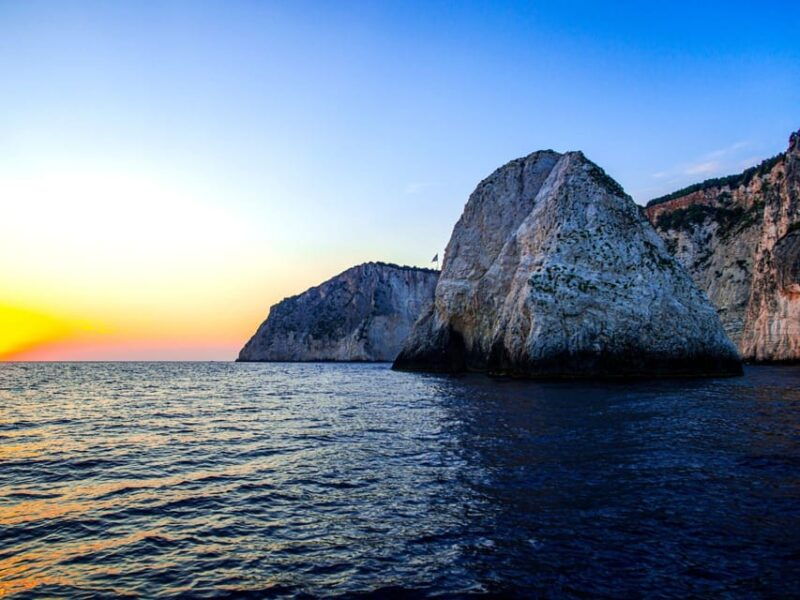 iron-gate-golubac-fortress-lepenski-vir-boat-cruise-1-5h
