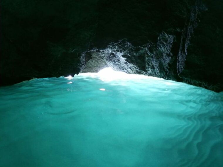 ischia-island-boat-tour-with-neapolitan-lunch-snorkeling