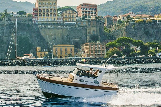 ischia-island-boat-trip-from-naples-private-experience