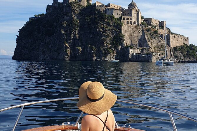 ischia-island-private-excursion-on-gozzo-aprea-milano-83m
