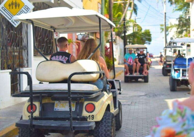 isla-mujeres-catamaran-tour-snorkeling-buffet-and-open-bar