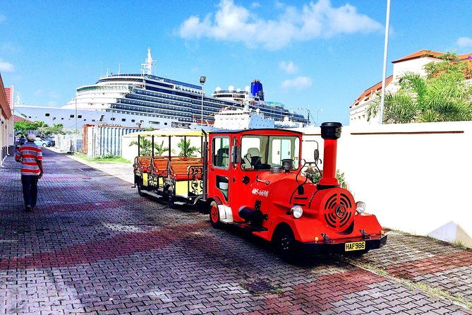 island-adventure-tour-waterfalls-forts-and-beaches