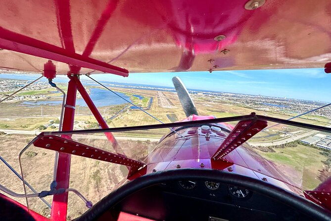 island-and-bolivar-tour-open-cockpit-biplane-ride