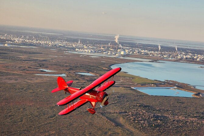 island-and-bolivar-tour-open-cockpit-biplane-ride