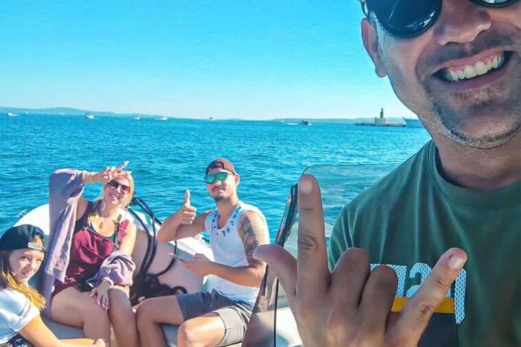 island-brac-golden-horn-pucisca-private-speedboat-tour