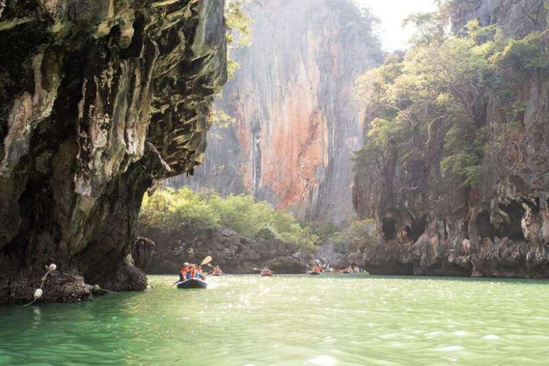 island-discovery-james-bond-islands