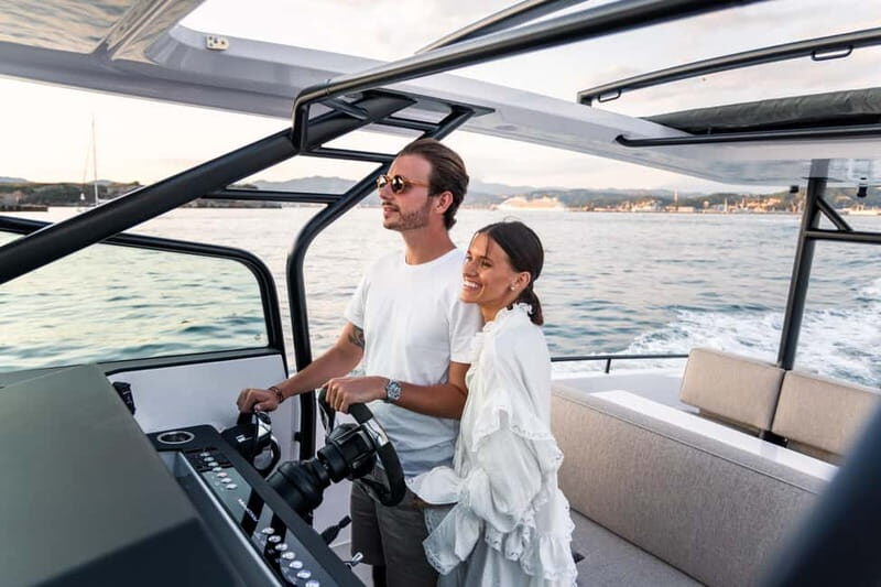 Island Hopping: Santorini to Anafi - Exploring the Details of the Tour