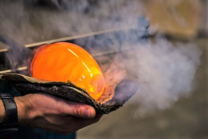 island-hopping-tour-mazzorbo-burano-and-murano-2