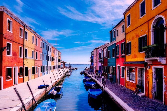 island-hopping-tour-mazzorbo-burano-and-murano-2