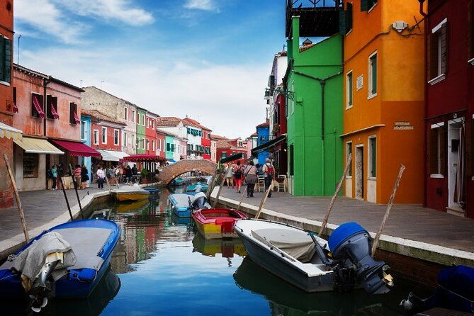 island-hopping-tour-mazzorbo-burano-and-murano