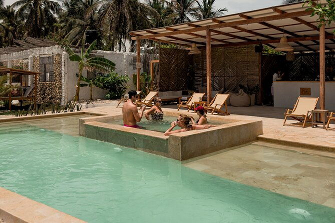 island-tour-3-beach-clubs-around-baru-rosario-and-bomba