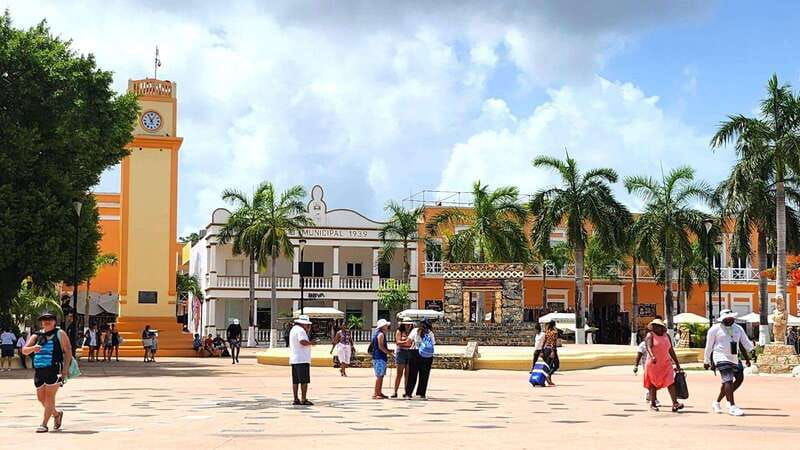 island-tour-in-cozumel-mayan-show-all-inclusive