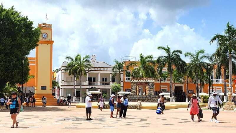 island-tour-in-cozumel-mayan-show-all-inclusive