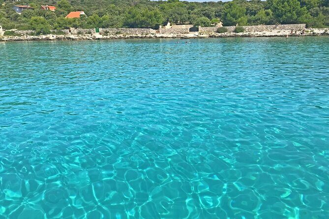 Islands Bra, olta & Blue lagoon - Private speedboat tour - Key Points