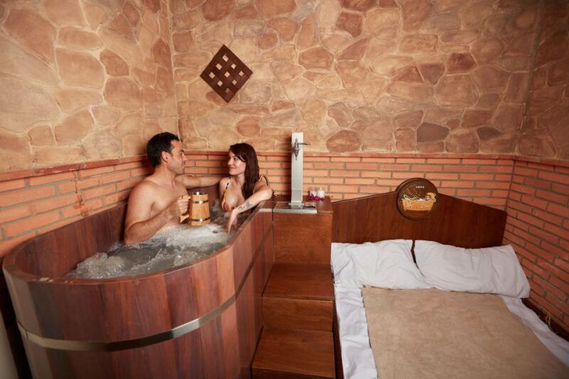 islantilla-beer-spa-experience-with-tastings-and-snacks