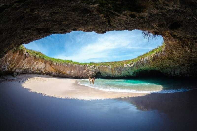 Islas Marietas National Park + Snorkeling at Los Arcos de Mismaloya - Who Should Consider This Tour?
