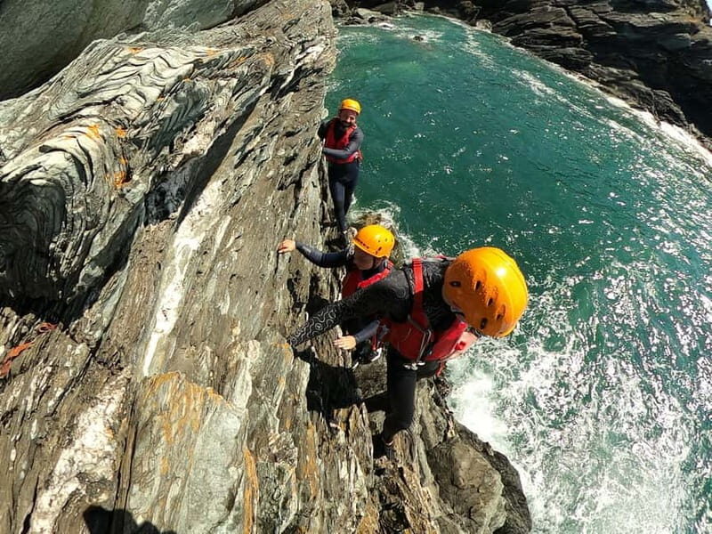 Isle of Anglesey: Scenic Coasteering with Climbing & Jumps - An In-Depth Look at the Coasteering Experience
