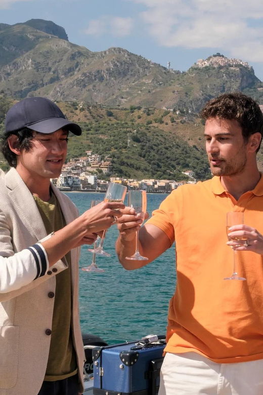 isola-bella-blue-grotto-boat-tour-snorkeling-aperitif