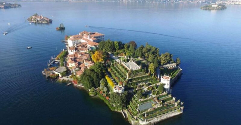 isola-dei-pescatori-and-isola-bella-hop-on-hop-off-boat