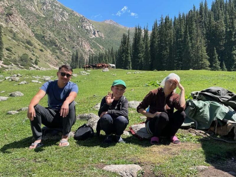 Issyk-Kul: Canyon to Lake Journey with Local Guide - Key Points