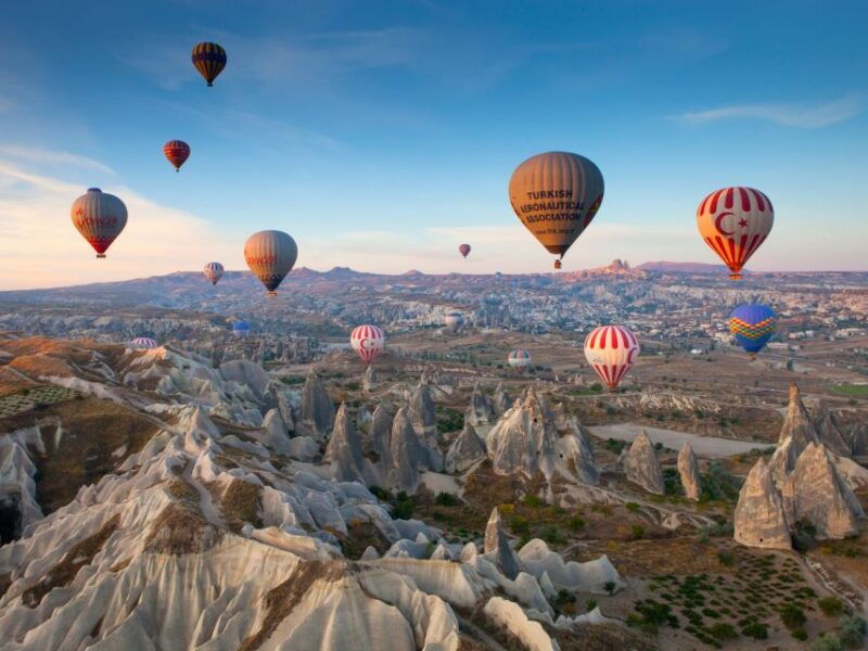 istanbul-3-days-2-nights-in-cappadocia-hot-air-balloon