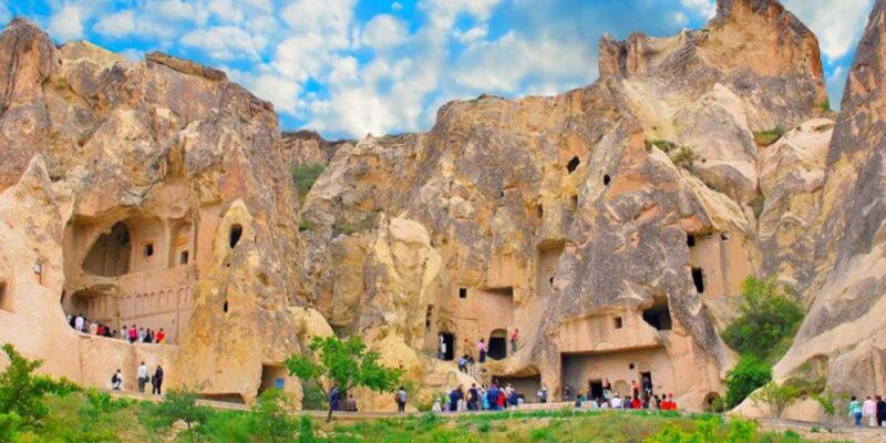 istanbul-3-days-2-nights-in-cappadocia-hot-air-balloon