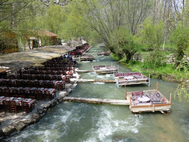 istanbul-3-days-2-nights-in-cappadocia-hot-air-balloon