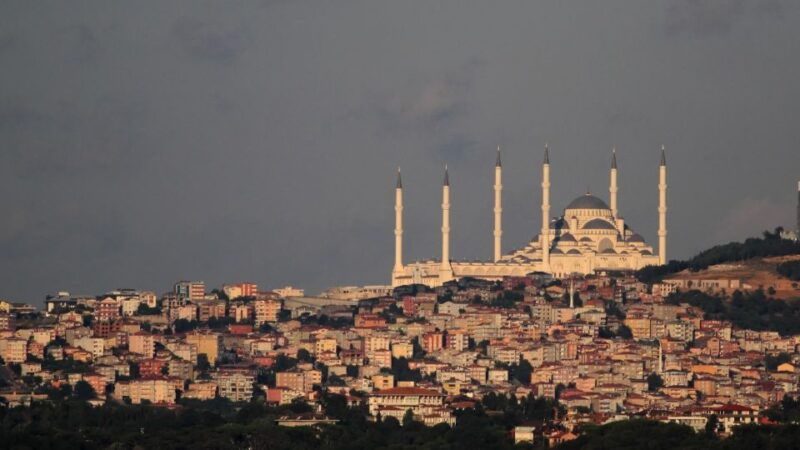 istanbul-asian-side-experience-with-camlica-mosque-lunch