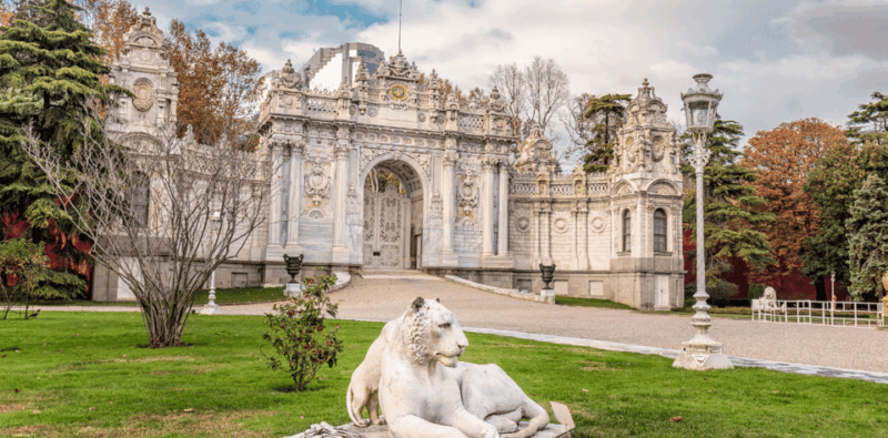 istanbul-basilica-cistern-dolmabahce-palace-combo-ticket