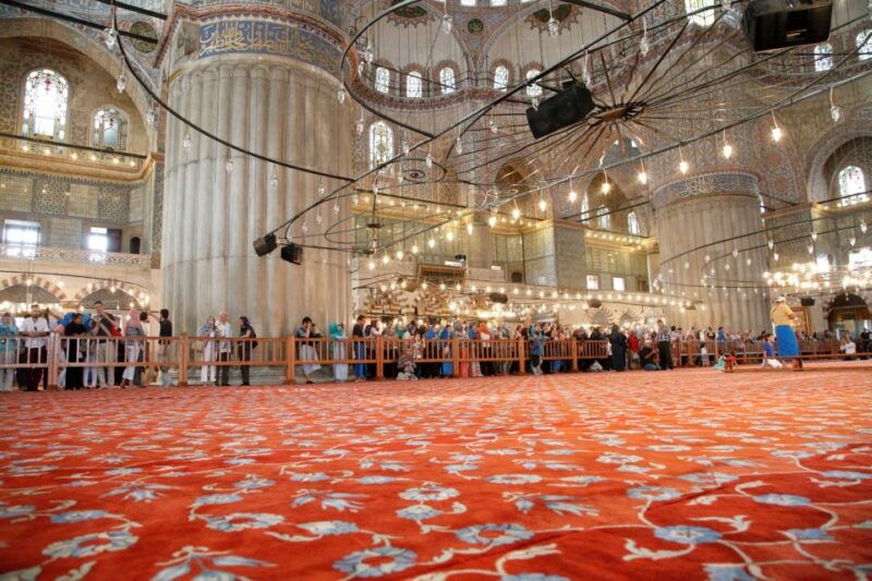 istanbul-basilica-cistern-hagia-sophia-blue-mosque-old-city