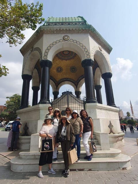 istanbul-blue-mosque-hagia-sophia-and-hippodrome-tour