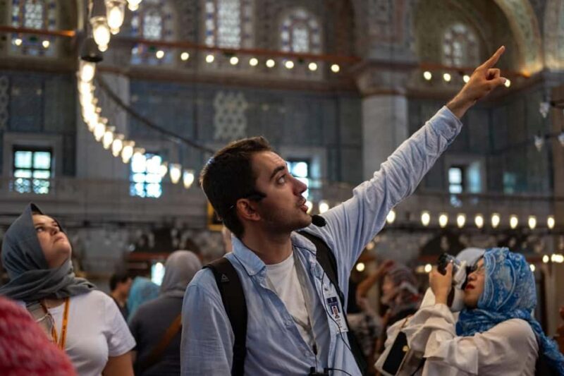 Istanbul: Blue Mosque, Hagia Sophia & Basilica Cistern Tour - Inside the Majestic Hagia Sophia