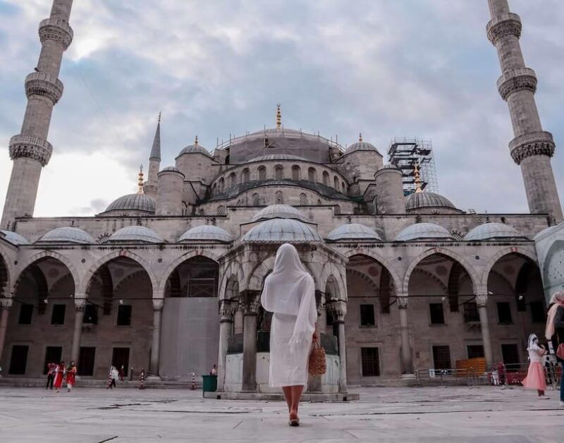 istanbul-blue-mosque-hagia-sophia-basilica-cistern-tour